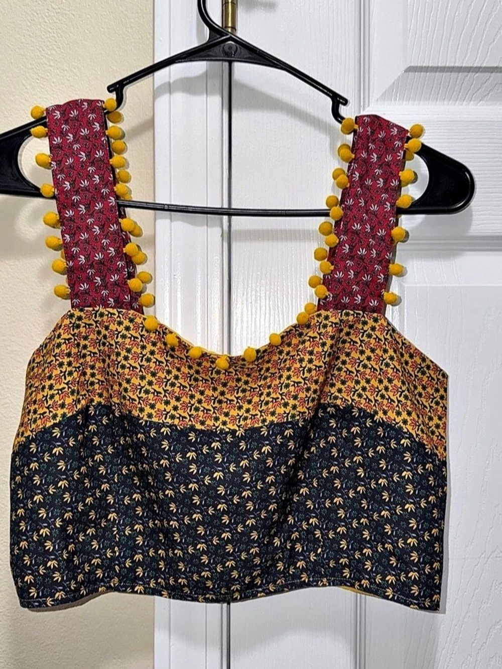 French Connection Floral Crop Top in Yellow & Navy Size Medium Like New